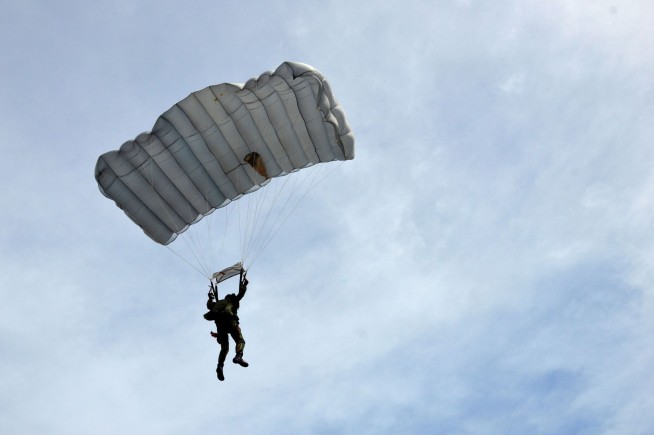 LAPD Cop Charged With Fraud After Going Skydiving