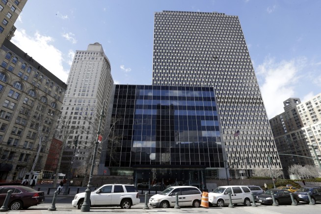 24 States Sue to Block Trump's New Tariffs