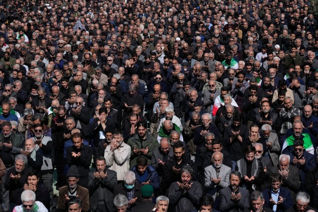 Trump Demands Iran's 'Unconditional Surrender'