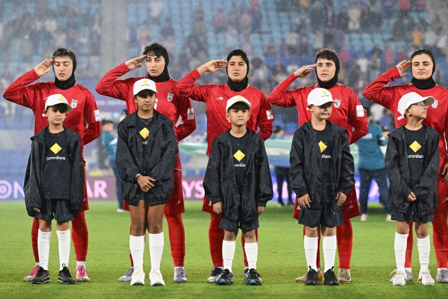 5 Iranian Soccer Players Granted Asylum in Australia