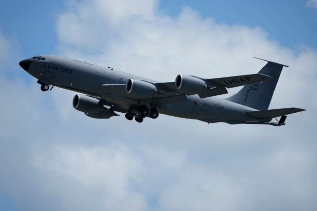 All 6 Aboard US Plane That Crashed in Iraq Are Dead