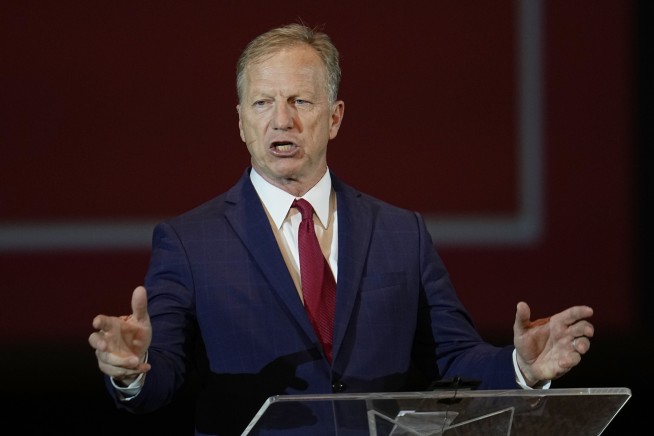 Republicans Line Up Behind Mullin Replacement