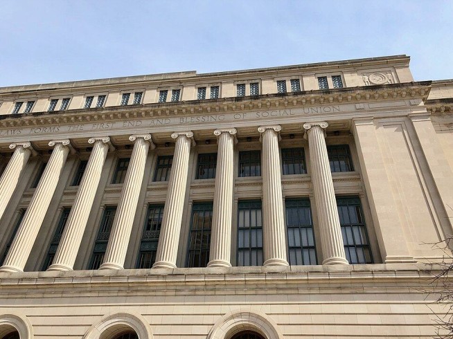 Jury Awards $22.5M Over Remote Work During Pregnancy