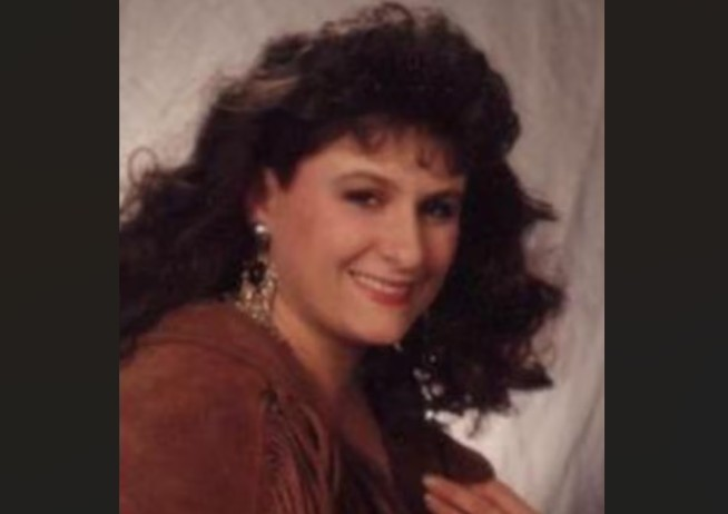 NC Mom Missing 24 Years Reunites With Her Daughter