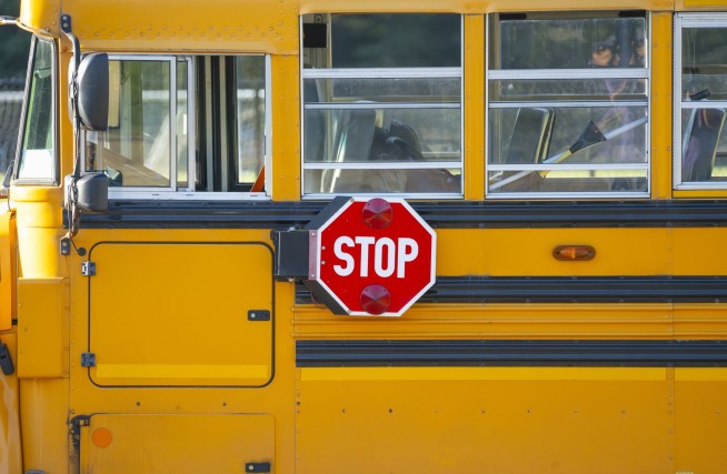 Tennessee School Bus Crash Leaves 2 Students Dead