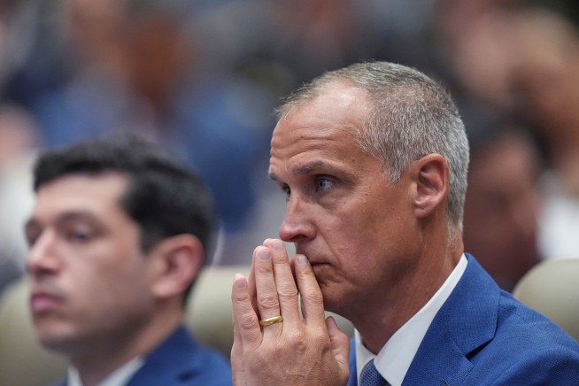 After Noem's Departure, Lewandowski Is Out at DHS