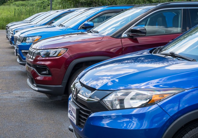 More Car Buyers Roll Underwater Loans Into Costly New Deals