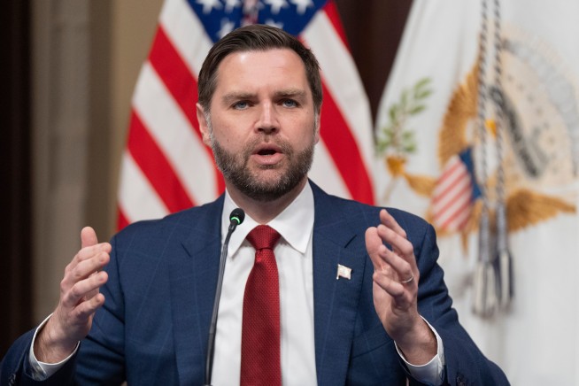 Ahead of 2028, a New Memoir From JD Vance