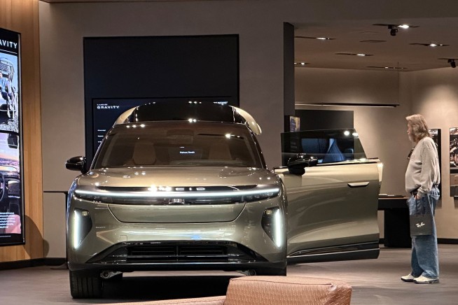 EV Maker Lucid Recalls SUVs Over Seat Belts