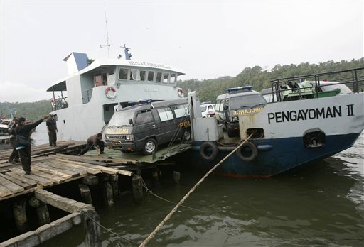 Indonesia Ferry Sinks; Hundreds Feared Dead