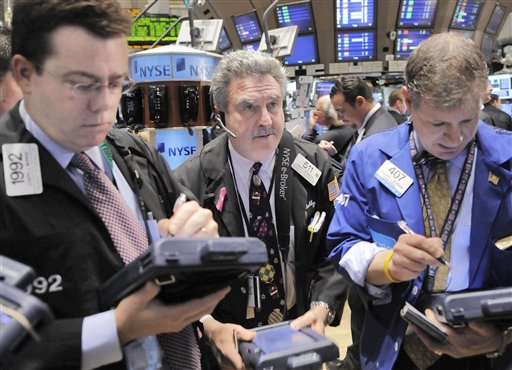 Dow Drops 125 With Banks, Materials