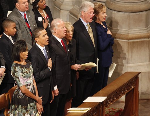 Obama Attends Nat'l Prayer Service