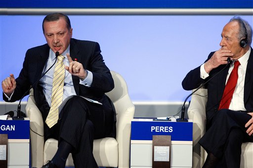 Turkey PM Storms Off After Clash With Peres on Gaza
