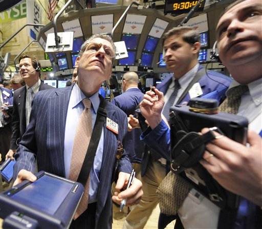 Dow Up 4 as Stocks Waver