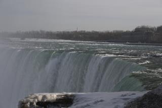 Man Survives Plunge Over Niagara Falls