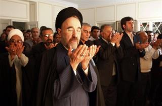 Reformist Withdraws From Iran Election
