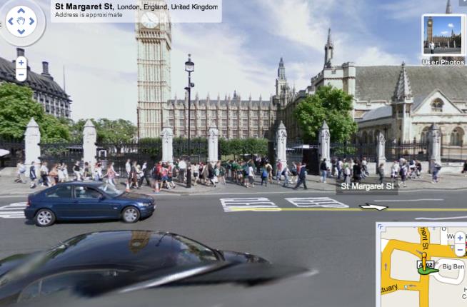 Street View Catches Britons in Compromising Positions