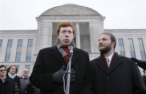 Iowa Supreme Court Upholds Gay Marriage