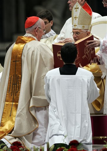 Cardinal to Catholics: Tweet Your Prayers