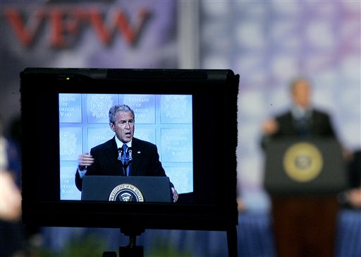 Bush Uses Vietnam to Argue Against Iraq Pullout