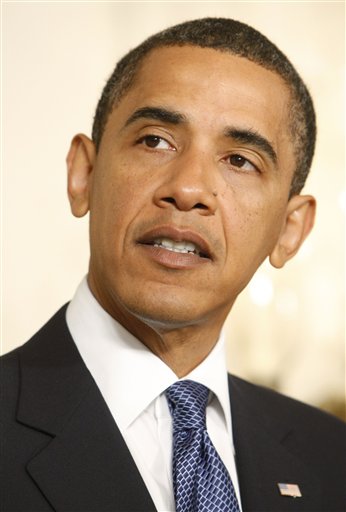 Obama Invites Gay Advocates to White House