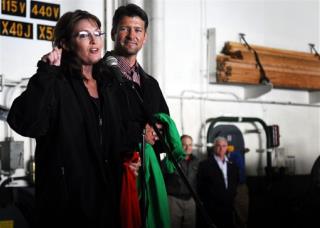 After Harsh Words, GOP Warms to Palin