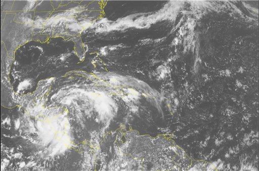 El Niño Returns to Pacific, May Limit Atlantic Storms