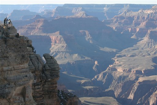 Man Drives Car Off Grand Canyon Rim