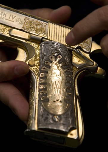 Drug Lords' Bling Dazzles Mexican Agency