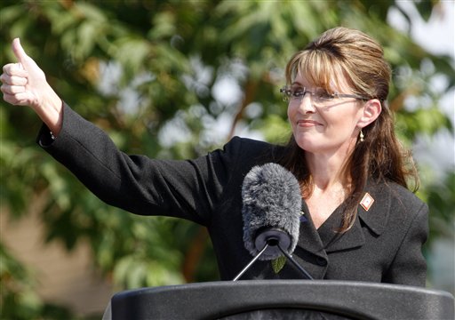 In Switch, Palin Flames Out as Hillary Soars