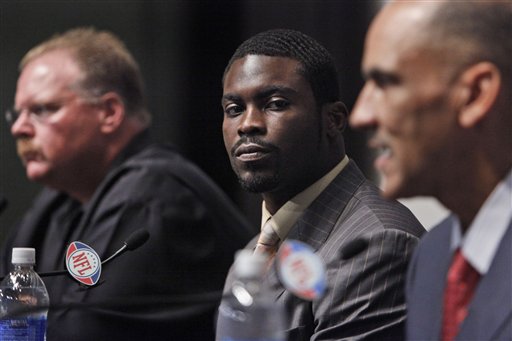 Vick Vows He 'Won't Disappoint'