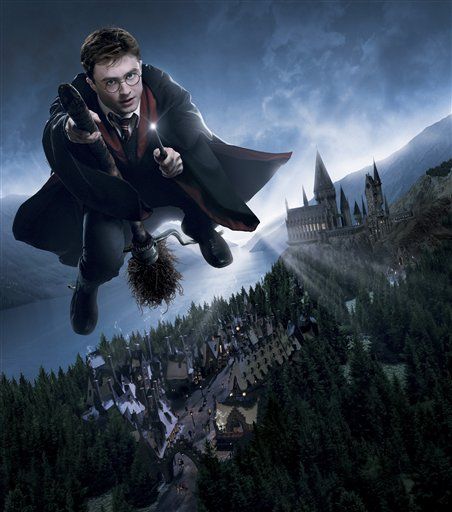 Harry Potter Park Opens This Spring