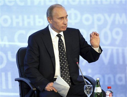 Putin Praises US for Ditching Missile Shield