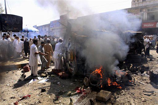 New Pakistan Bomb Kills 41