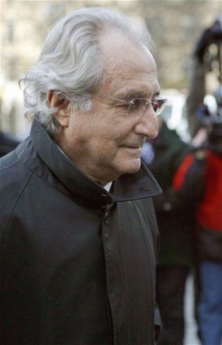 2 Madoff Victims Sue SEC