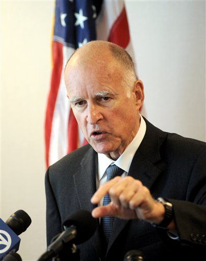 California Says Bank Fleeced Pension Funds