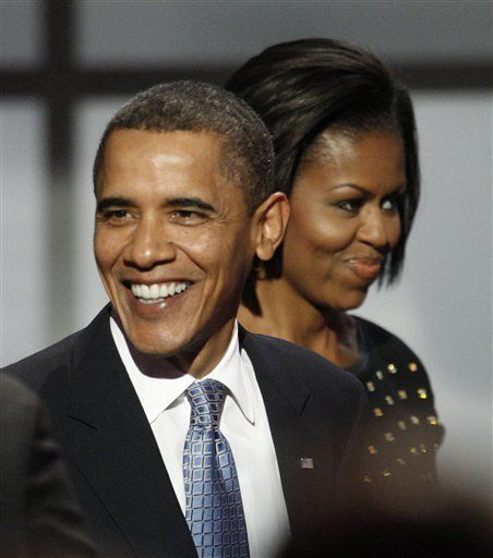 Barack and Michelle: The First Romantics