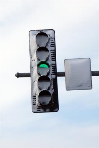 LED Traffic Lights Efficient— But Can't Melt Away Snow
