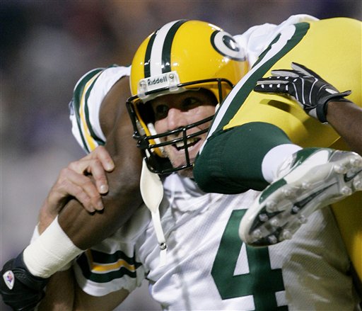 Favre Breaks All-Time TD Record