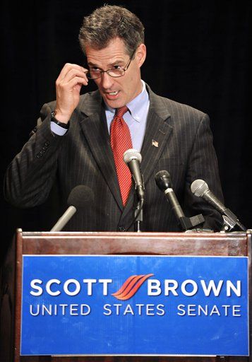 Scott Brown Pulls Ahead in Mass. Senate Race