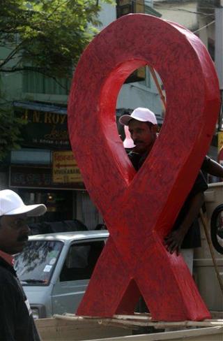 After 20 Years, Scientists Crack HIV Puzzle