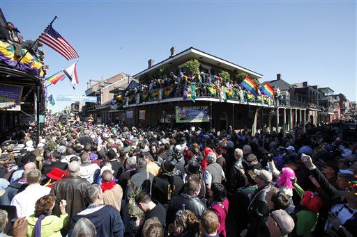 Saints Afterglow Warms Chilly Mardi Gras