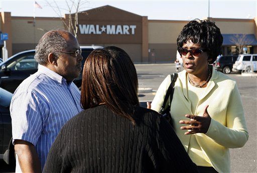 Police Arrest 16-Year-Old in Wal-Mart Race Incident