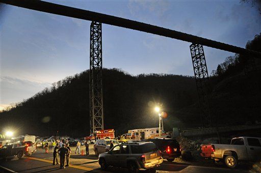 4 Still Missing, 25 Dead in W. Virginia Mine Blast