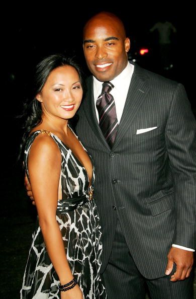 Tiki Barber Trades Pregnant Wife for Blonde, 23