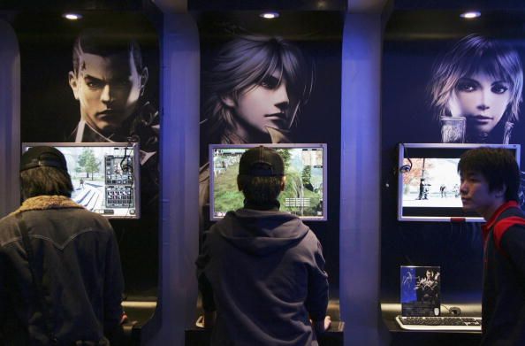 Teens Hit With Midnight Video Game Curfew