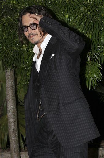 Johnny Depp's Star Power Stops Mugger