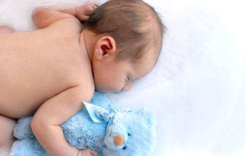 Newborns Learn in Their Sleep