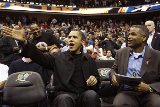Obama to LeBron: How About Chicago?
