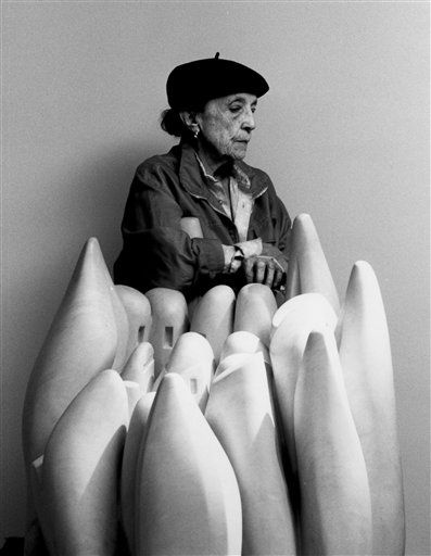 Artist Louise Bourgeois Dead at 98